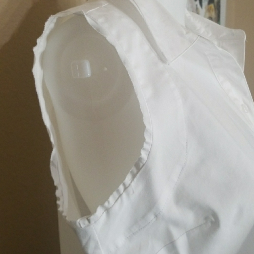 NWT ANTHROPOLOGIE MARLED WHITE TUNIC CHIC BUTTON - Picture 4 of 7